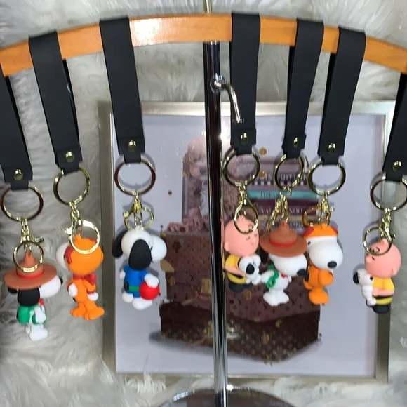 Bundle for Cncbending Peanuts Gang Choice of 1-Keychains/Bag Charms - Picture 4 of 6